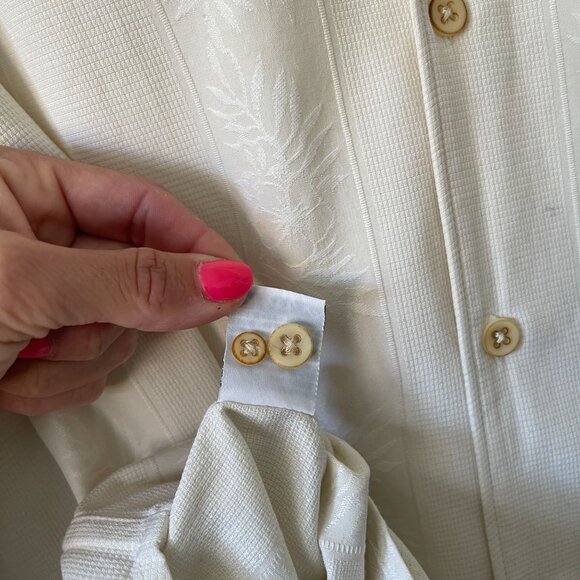 Tommy Bahama Beige Long Sleeve Button-Up Shirt M Silk Blend Textured Palm Leaf - Picture 7 of 9
